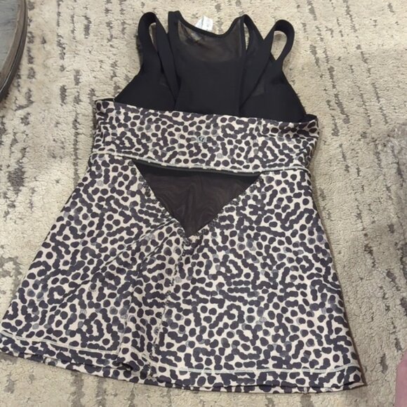 RARE Lululemon Running In The City Tank Stripe Play Slate Black - Picture 4 of 5